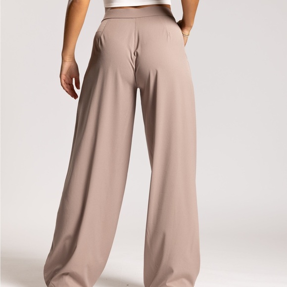 P’tula Taupe Tailored Pant - Picture 3 of 5